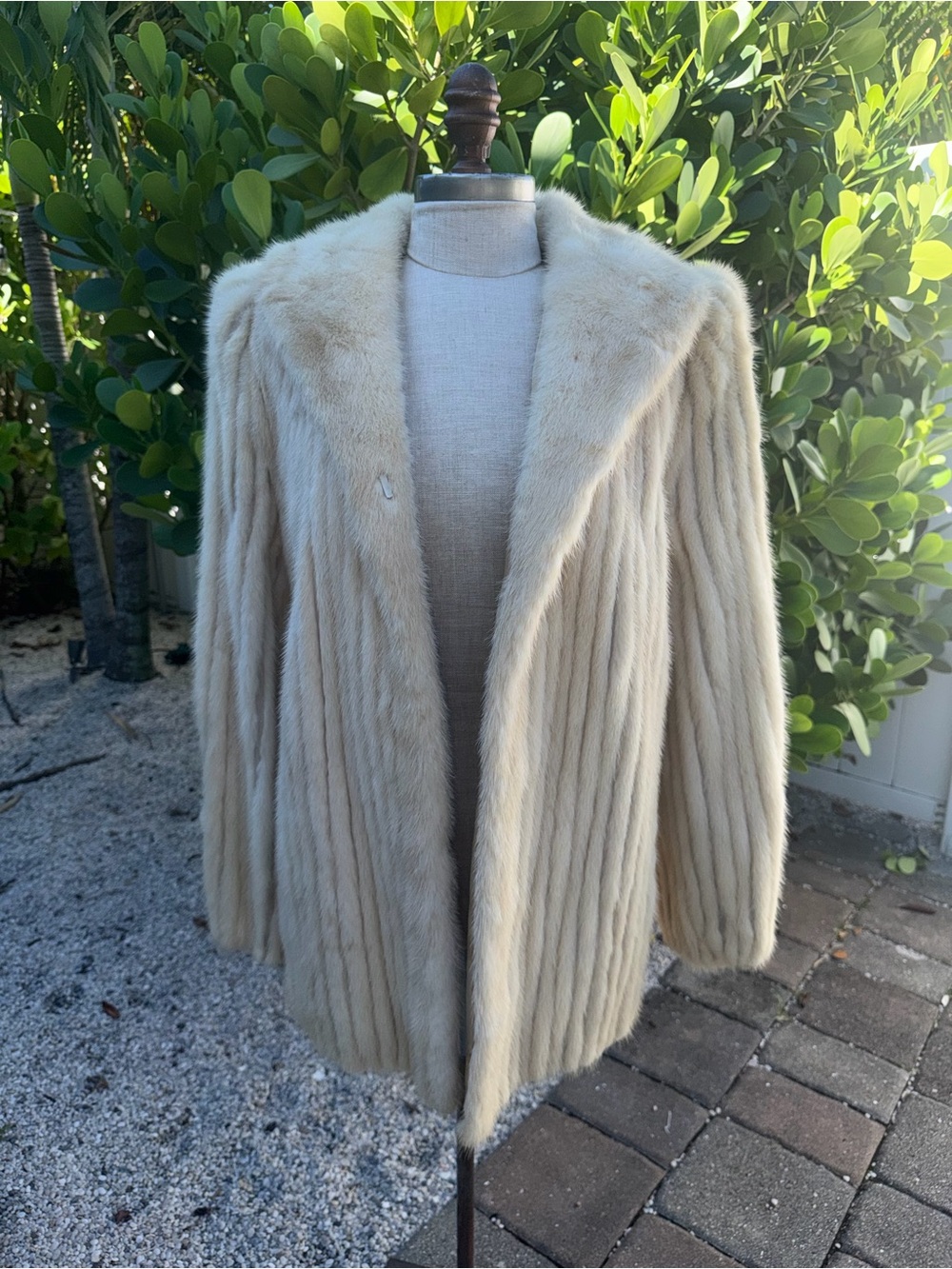 Vintage The Evan’s Collection Cream Mink Fur Coat
